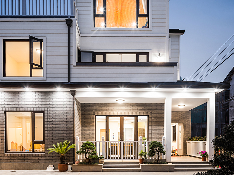 Maisons auto-construites en bois dans la campagne de Suzhou